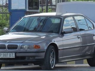 BMW 7 Series foto 1