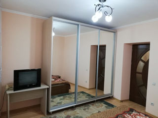 Apartament cu 2 camere, 35 m², Centru, Chișinău foto 6