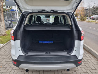 Ford Kuga foto 18