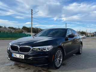 BMW 5 Series foto 3