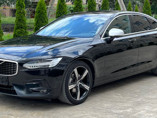 Volvo S90 foto 2