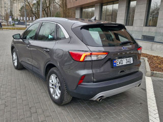 Ford Kuga foto 3