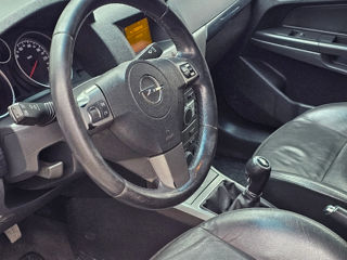 Opel Astra foto 8