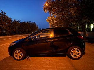 Mazda 2 foto 4