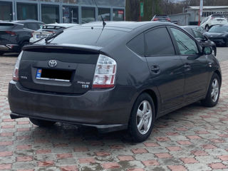 Toyota Prius foto 4