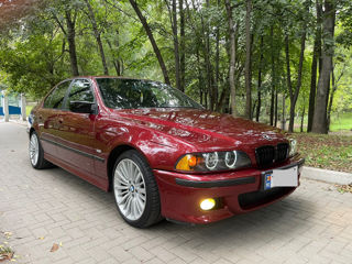 BMW 5 Series foto 5