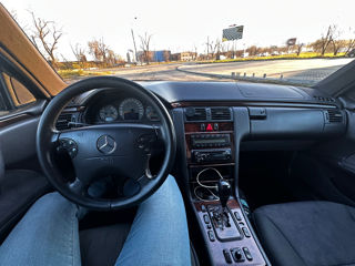 Mercedes E-Class foto 9