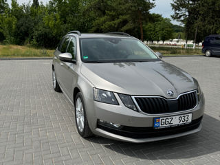 Skoda Octavia foto 2