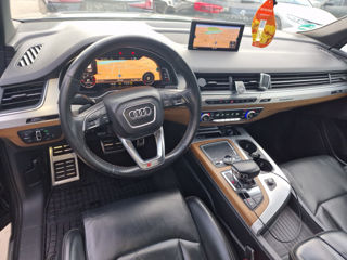 Audi Q7 foto 8