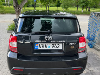 Toyota Urban Cruiser foto 3