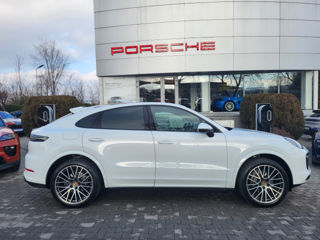 Porsche Cayenne Coupe foto 6