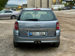 Opel Astra foto 4