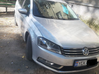 Volkswagen Passat foto 2