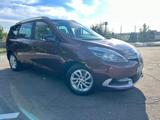 Renault Grand Scenic foto 4