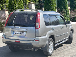 Nissan X-Trail foto 6