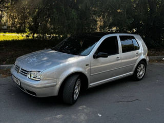 Volkswagen Golf foto 2