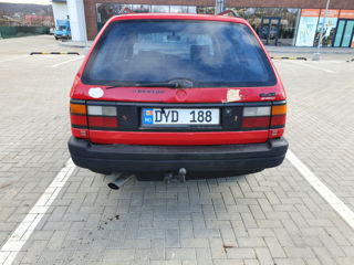 Volkswagen Passat foto 3