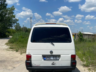 Volkswagen T4 foto 3