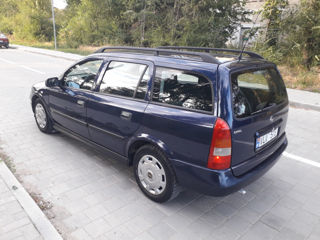 Opel Astra foto 2