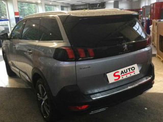 Peugeot 5008 foto 3