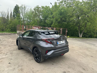 Toyota C-HR foto 8