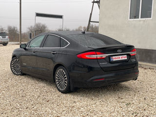 Ford Fusion foto 5