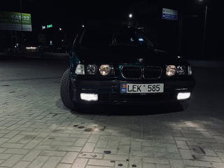 BMW 3 Series foto 1