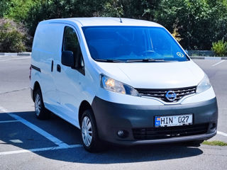 Nissan NV200