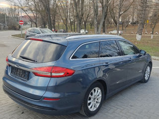 Ford Mondeo foto 3