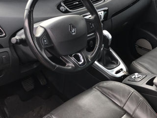 Renault Grand Scenic foto 6