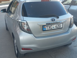 Toyota Yaris foto 4