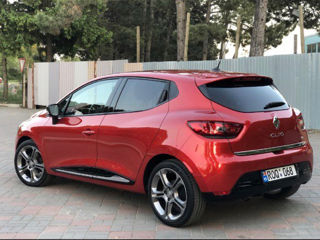 Renault Clio foto 3