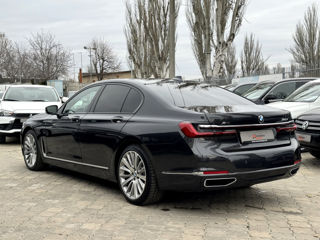 BMW 7 Series foto 3