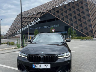 BMW 5 Series foto 2