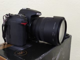 Идеальный Nikon D7000  + объектив Nikon 18-105mm - 370 евро foto 5