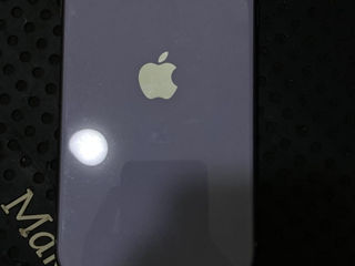 Продам iPhone 11