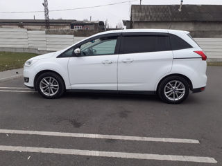 Ford Grand C-MAX foto 8