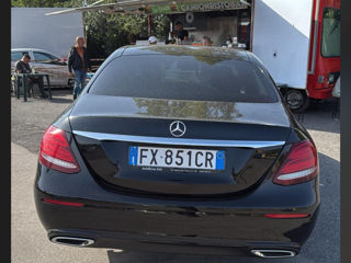 Mercedes E-Class foto 2