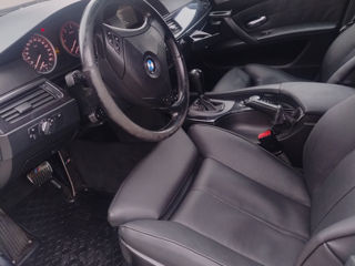 BMW 5 Series foto 3