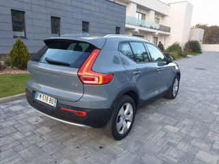 Volvo XC40 foto 1