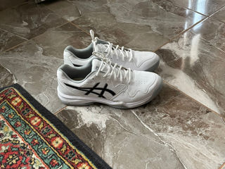 Asics foto 2