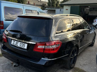 Mercedes E-Class foto 9