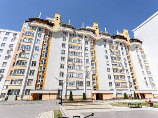 Apartament cu 2 camere, 81 m², Buiucani, Chișinău foto 17