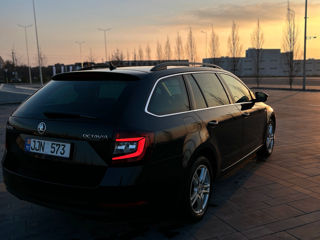 Skoda Octavia foto 3