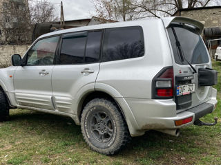 Mitsubishi Pajero фото 6