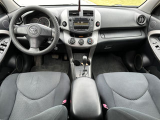 Toyota Rav 4 foto 7