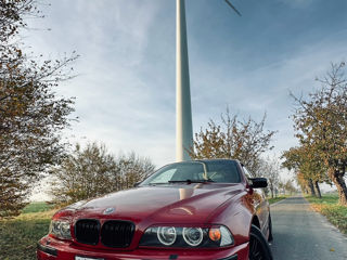 BMW 5 Series foto 4