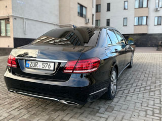 Mercedes E-Class фото 3