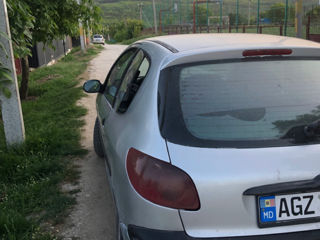 Peugeot 206 фото 3