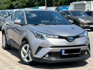 Toyota C-HR foto 5